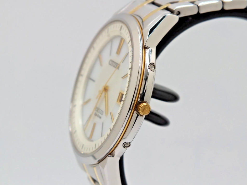 Citizen Exceed H113 Eco-Drive Radio Titanium Two-Tone - Picture 12 of 20
