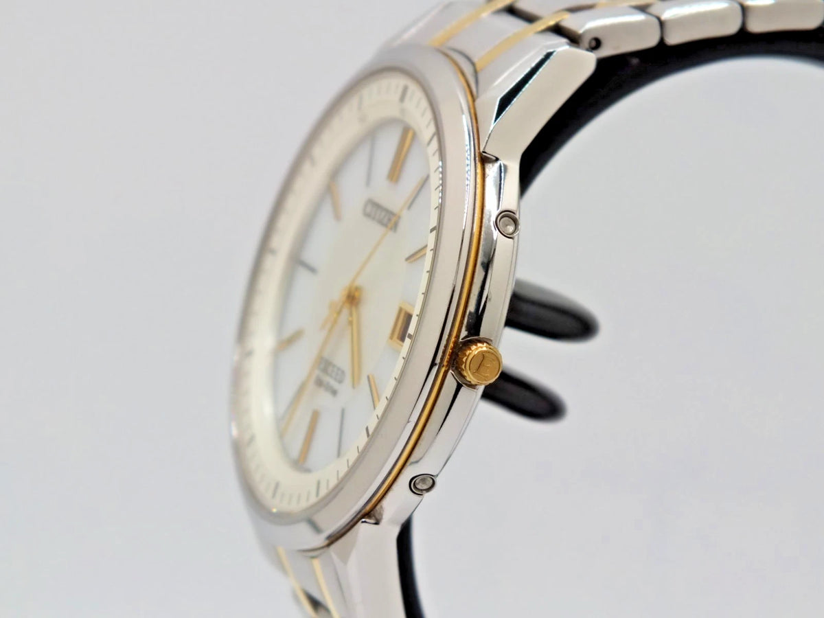Citizen Exceed H113 Eco-Drive Radio Titanium Two-Tone - Picture 12 of 20